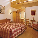 Hotel Vallée Blanche