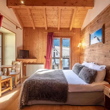 Vallee Blanche Otel