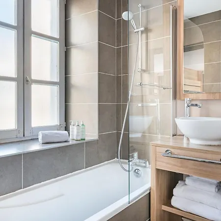 Vallee Blanche Otel 3*