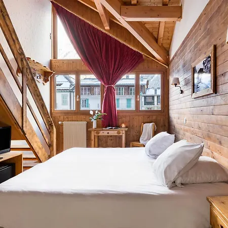 Vallee Blanche 3* Chamonix