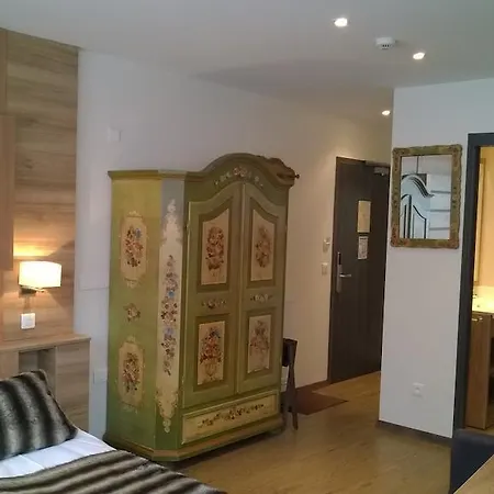 Hotel Vallée Blanche