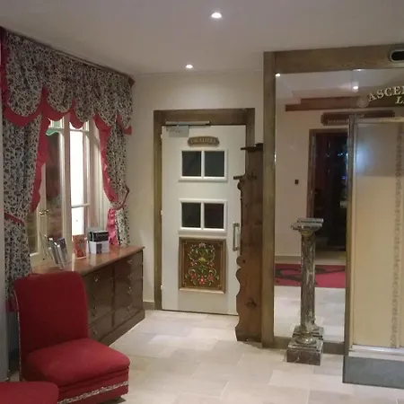 Hotel Vallée Blanche 3*